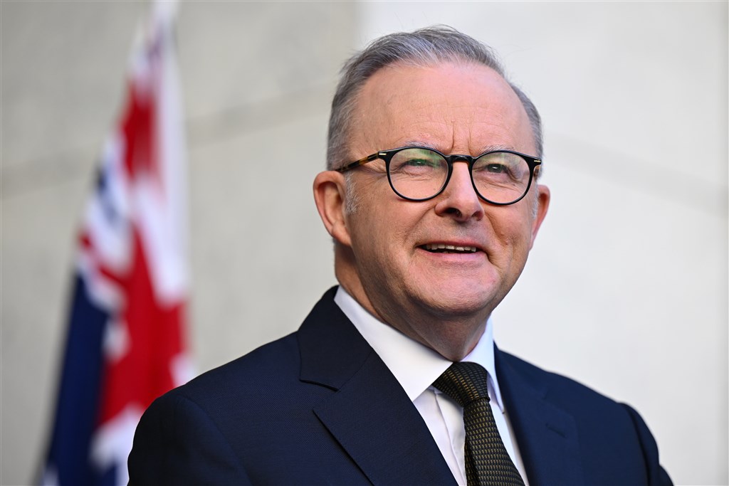 Albanese wil geen belastingverhoging op alcohol: ‘Pubs onderdeel van wie wij zijn’ Albanese wil geen belastingverhoging op alcohol: ‘Pubs onderdeel van wie wij zijn’