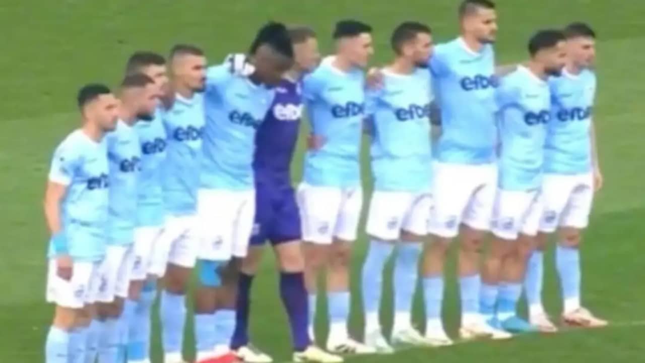 Bulgaarse club houdt minuut stilte voor voetballer die nog blijkt te leven Bulgaarse club houdt minuut stilte voor voetballer die nog blijkt te leven