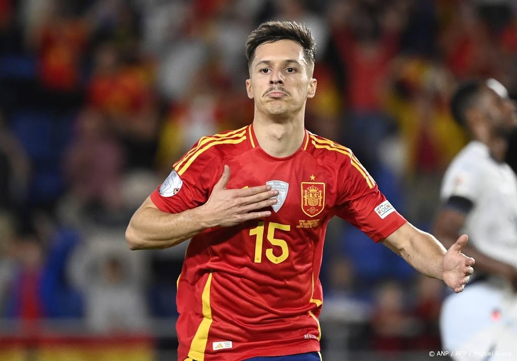 Ook aanvaller Zaragoza valt weg bij Spanje voor duels met Oranje Ook aanvaller Zaragoza valt weg bij Spanje voor duels met Oranje