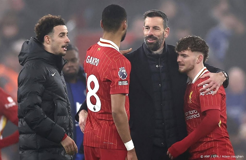 Van Nistelrooij verliest met Leicester ook van Manchester United