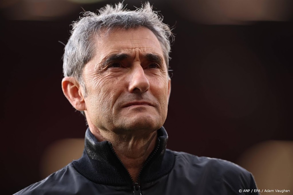Succestrainer Valverde blijft nog een seizoen in Bilbao