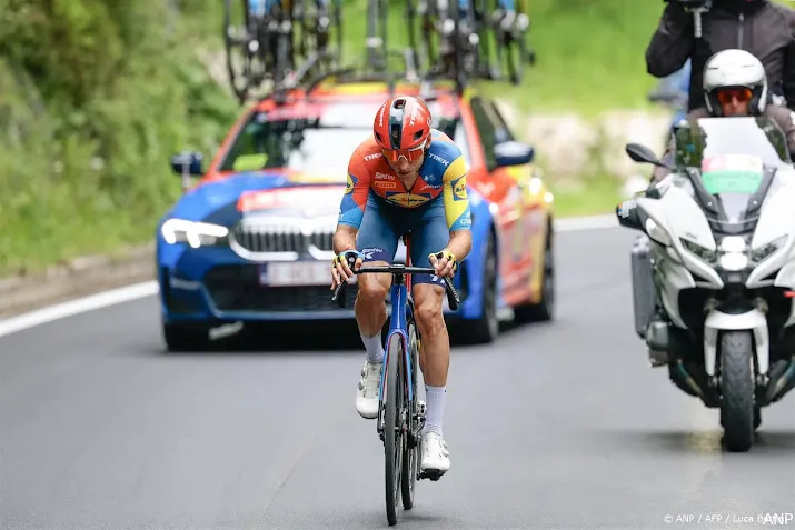Verona wint rit in Giro, Roglic verliest tijd op concurrenten Verona wint rit in Giro, Roglic verliest tijd op concurrenten