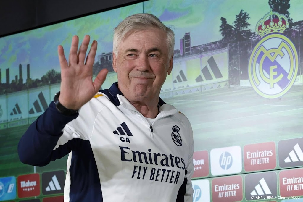 Vertrekkende Ancelotti neemt afscheid van supporters Real Madrid Vertrekkende Ancelotti neemt afscheid van supporters Real Madrid